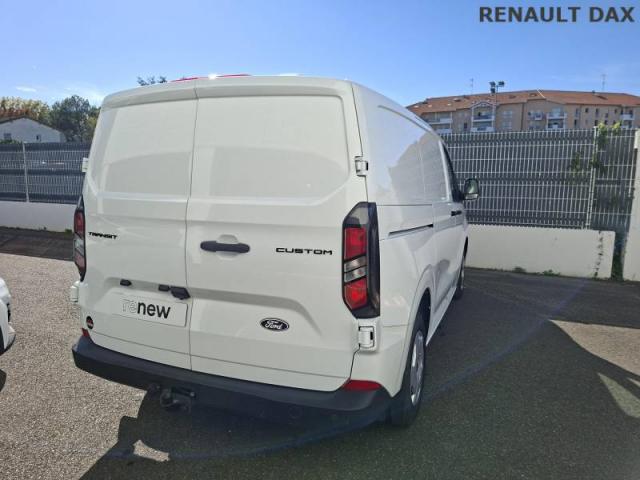Ford Transit image 3