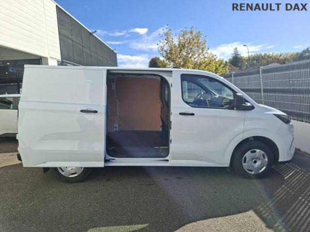 Ford Transit image 2
