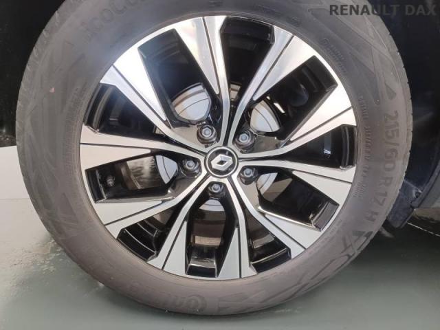 Renault Captur image 1