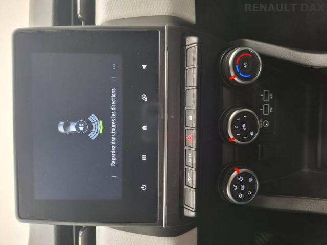 Renault Clio image 9