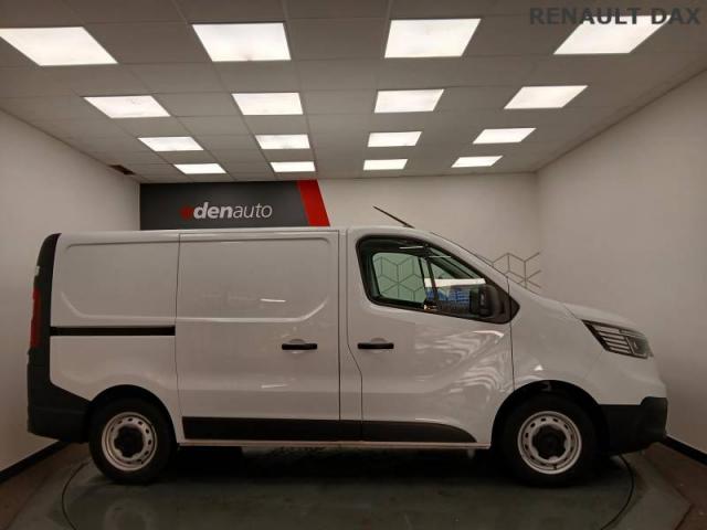 Renault Trafic image 2