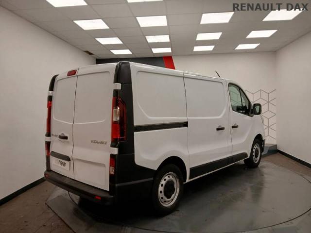 Renault Trafic image 8