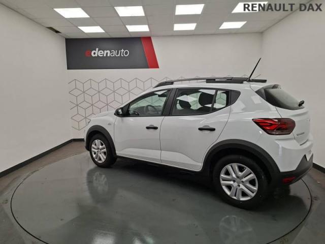 Dacia Sandero image 2