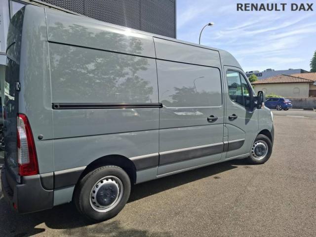 Renault Master image 2