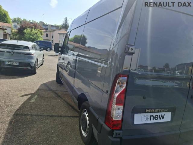 Renault Master image 1