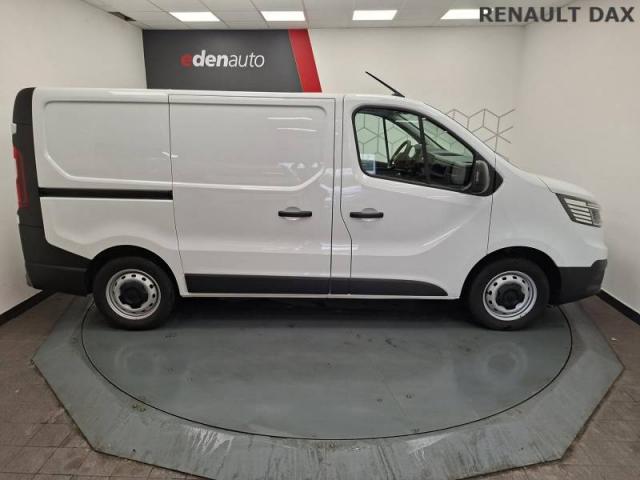 Renault Trafic image 9