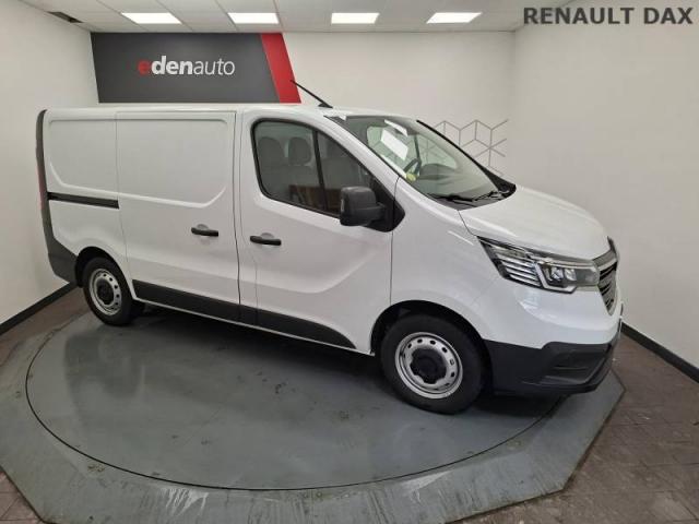 Renault Trafic image 2