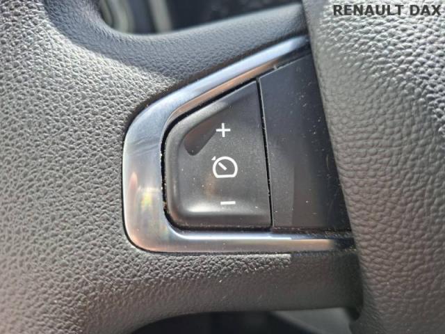 Renault Master image 2