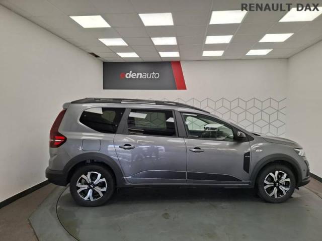 Dacia Jogger image 1