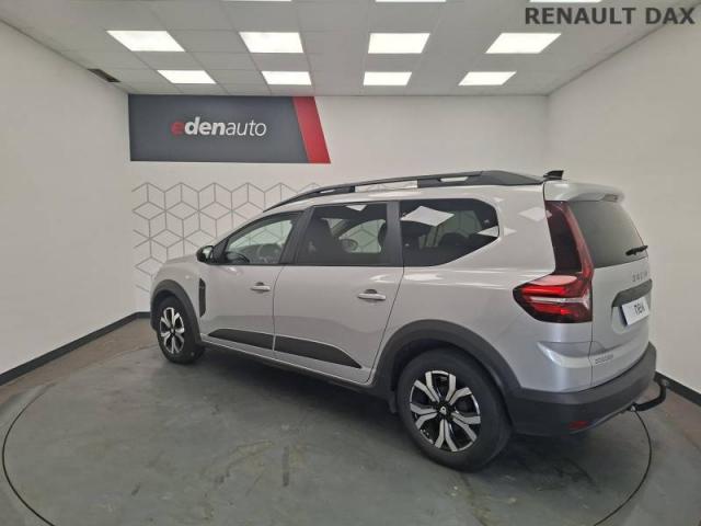 Dacia Jogger image 1
