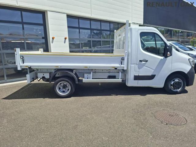 Renault Master image 1