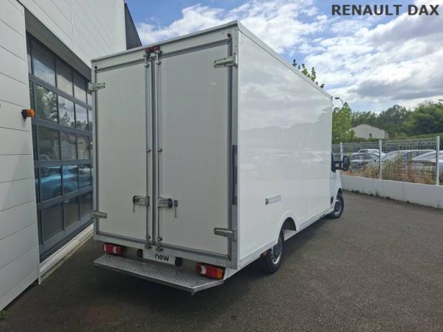 Renault Master image 3