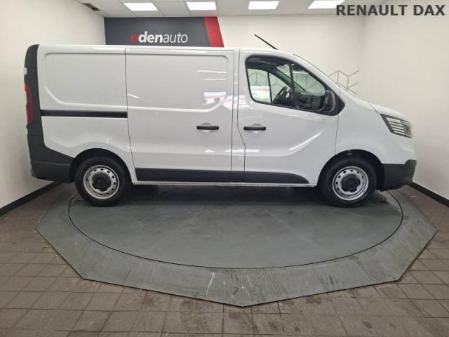 Renault Trafic image 9