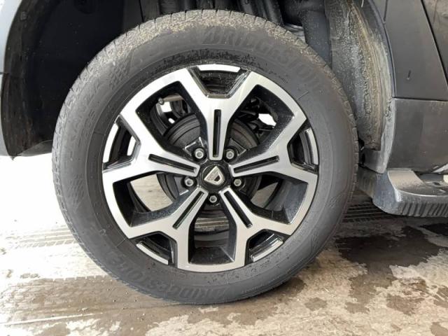 Dacia Duster image 2