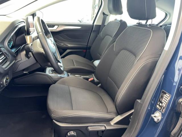 Ford Focus image 8