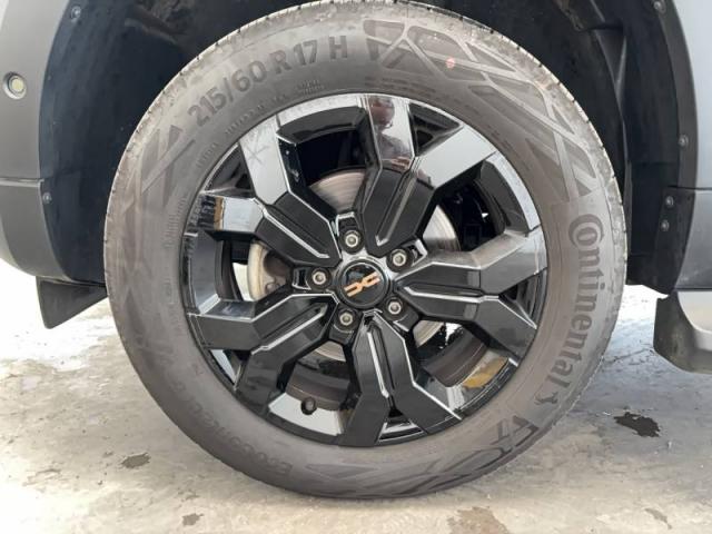 Dacia Duster image 8