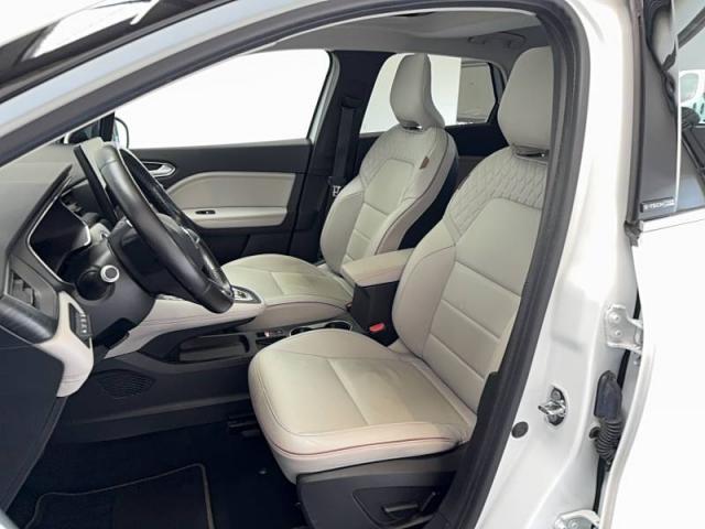 Renault Captur image 2