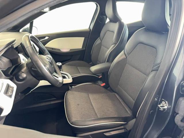 Renault Clio image 8
