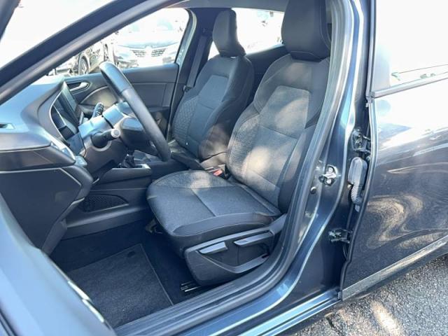 Renault Clio image 2