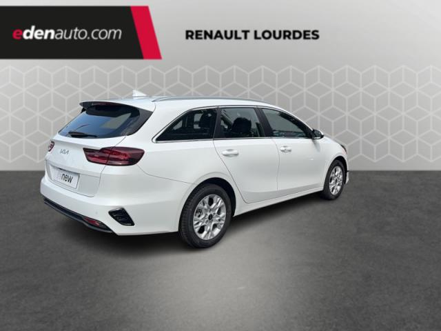 Kia Ceed image 8