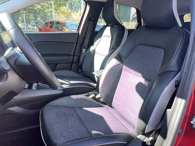 Renault Captur image 8