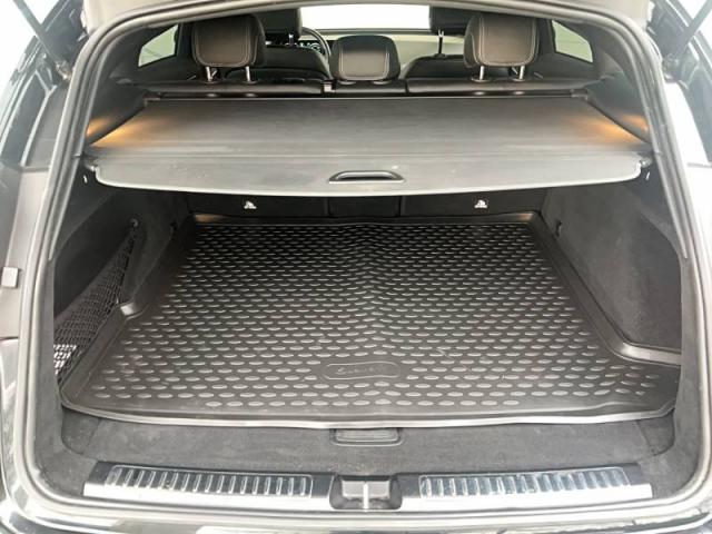 Mercedes Benz Eqc image 3