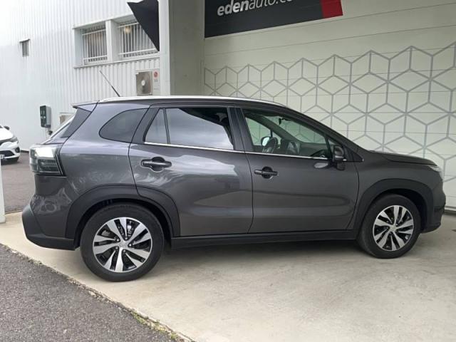 Suzuki S-Cross image 1