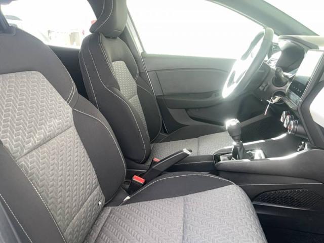 Renault Clio image 8