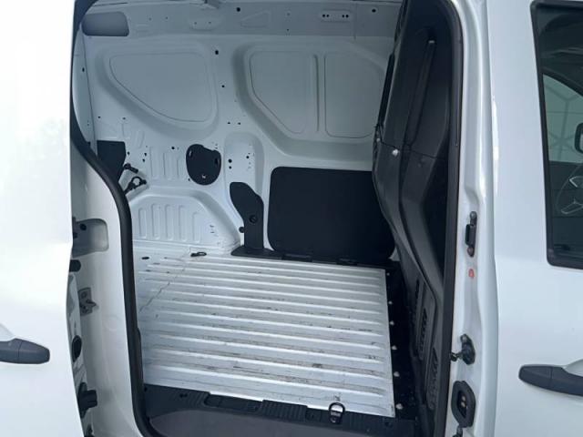 Renault Express image 2