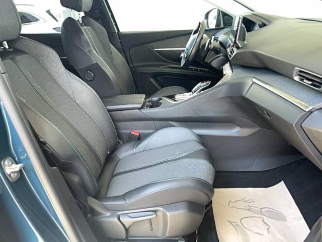 Peugeot 3008 image 8
