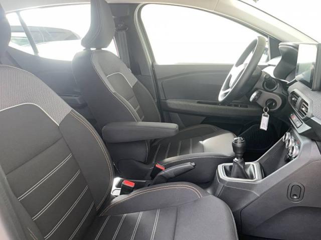 Dacia Sandero image 2