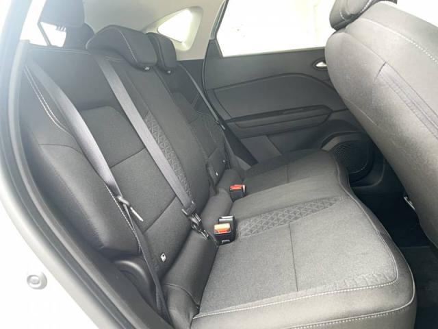 Renault Captur image 8