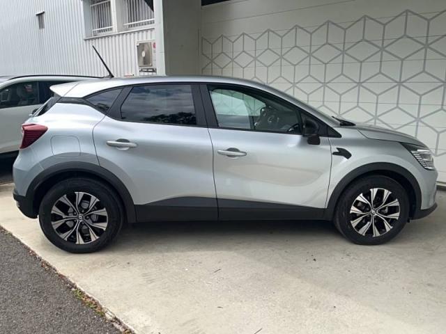Renault Captur image 6