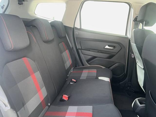 Dacia Duster image 9