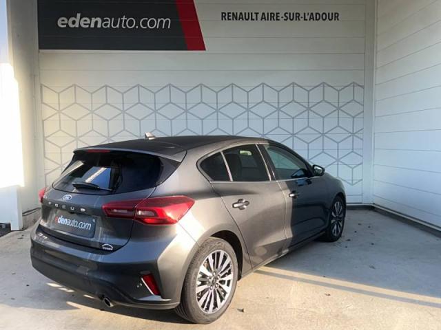 Ford Focus image 7