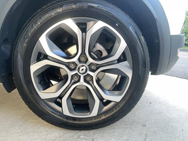 Renault Captur image 8