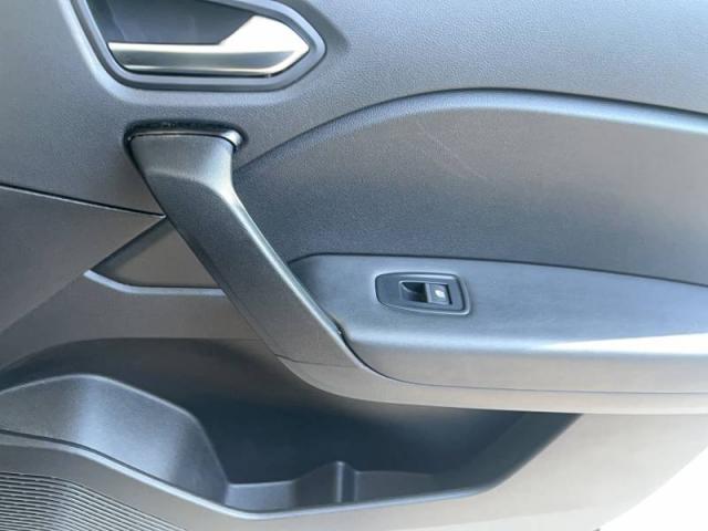 Renault Captur image 6