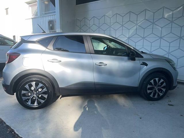 Renault Captur image 2