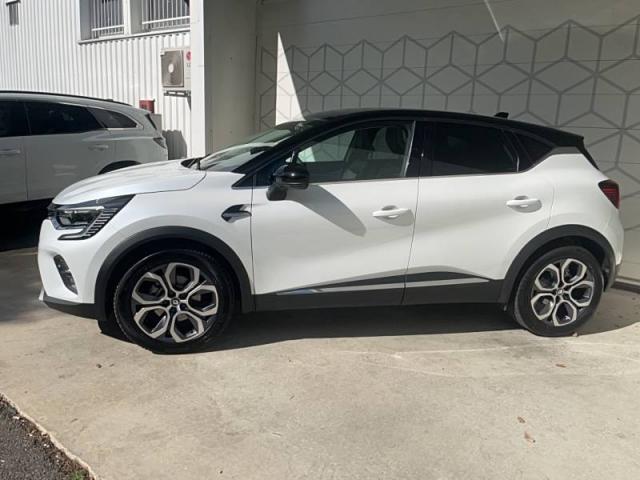 Renault Captur image 2