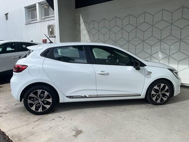 Renault Clio image 2
