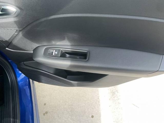 Renault Captur image 6