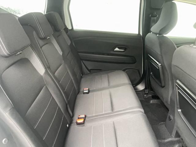 Dacia Jogger image 1