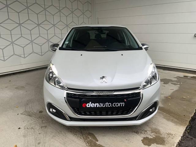 Peugeot 208 image 1