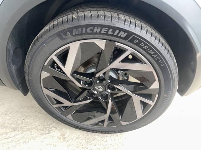 Renault Captur image 9