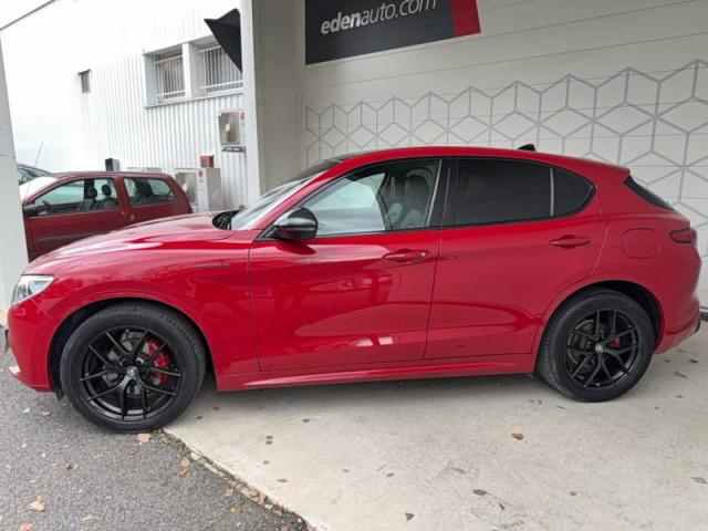Alfa Romeo Stelvio image 2