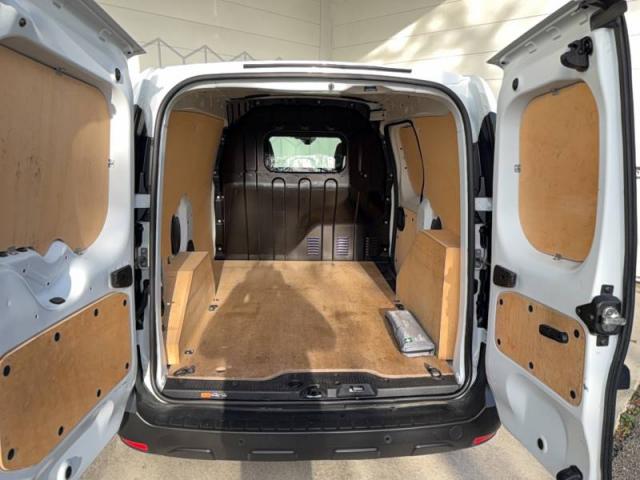 Renault Express image 1