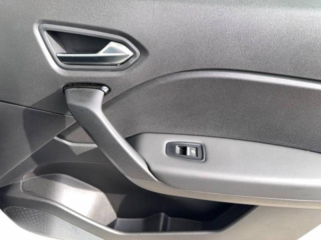 Renault Captur image 6