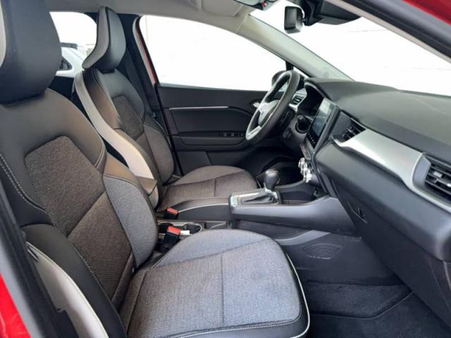 Renault Captur image 6