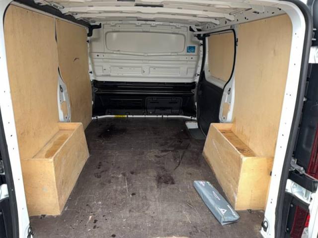 Renault Trafic image 6