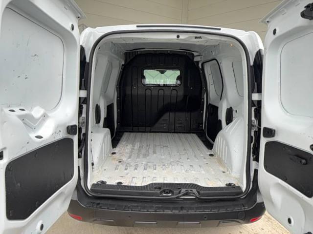 Renault Express image 1